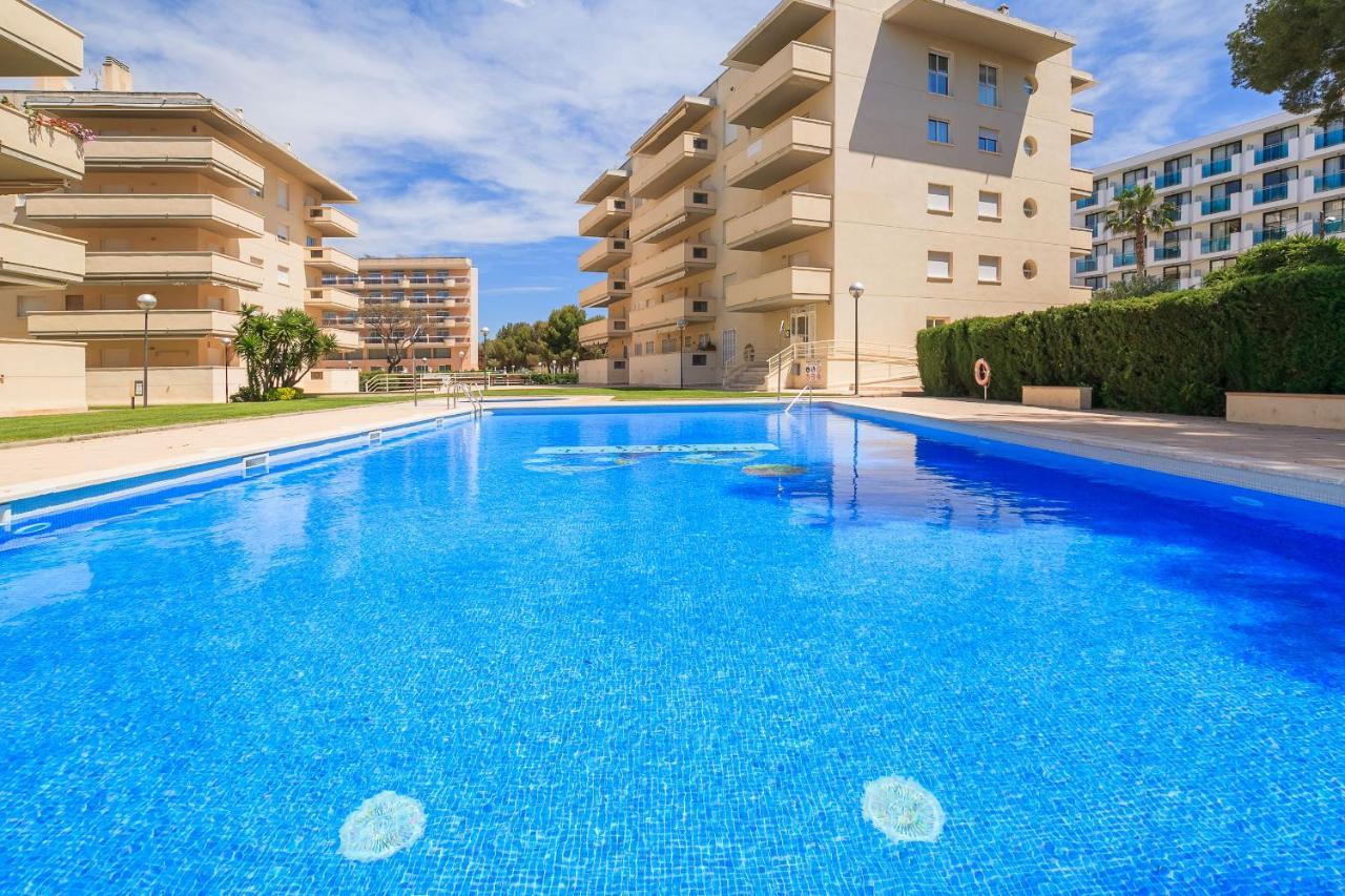 Uhc Aqua Family Complex Appartement Salou Buitenkant foto